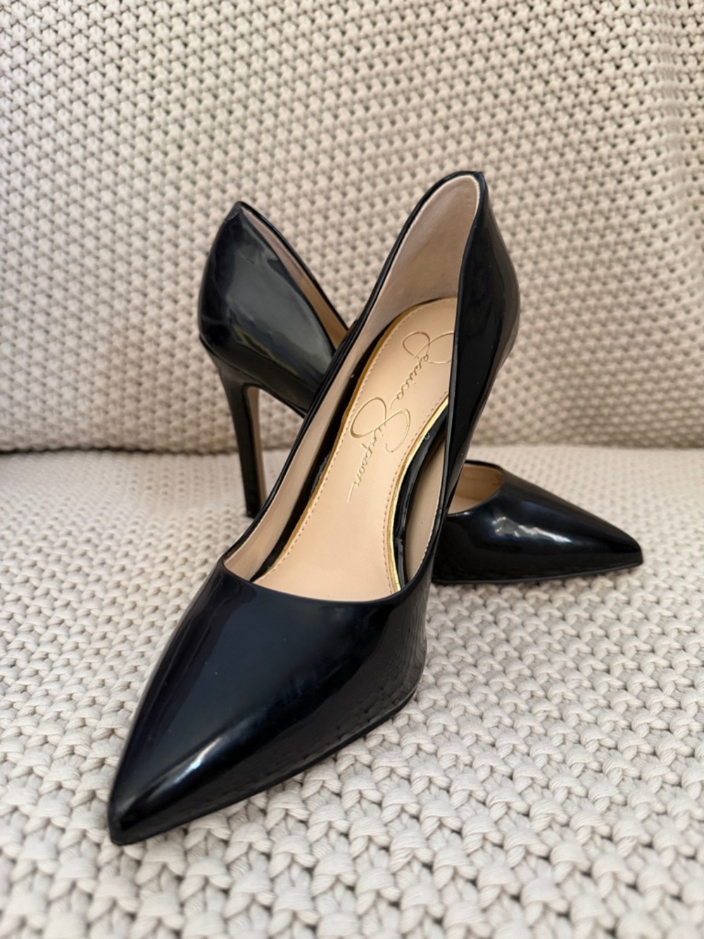 Jessica Simpson Black Patent Pointed-Toe Stiletto Heels